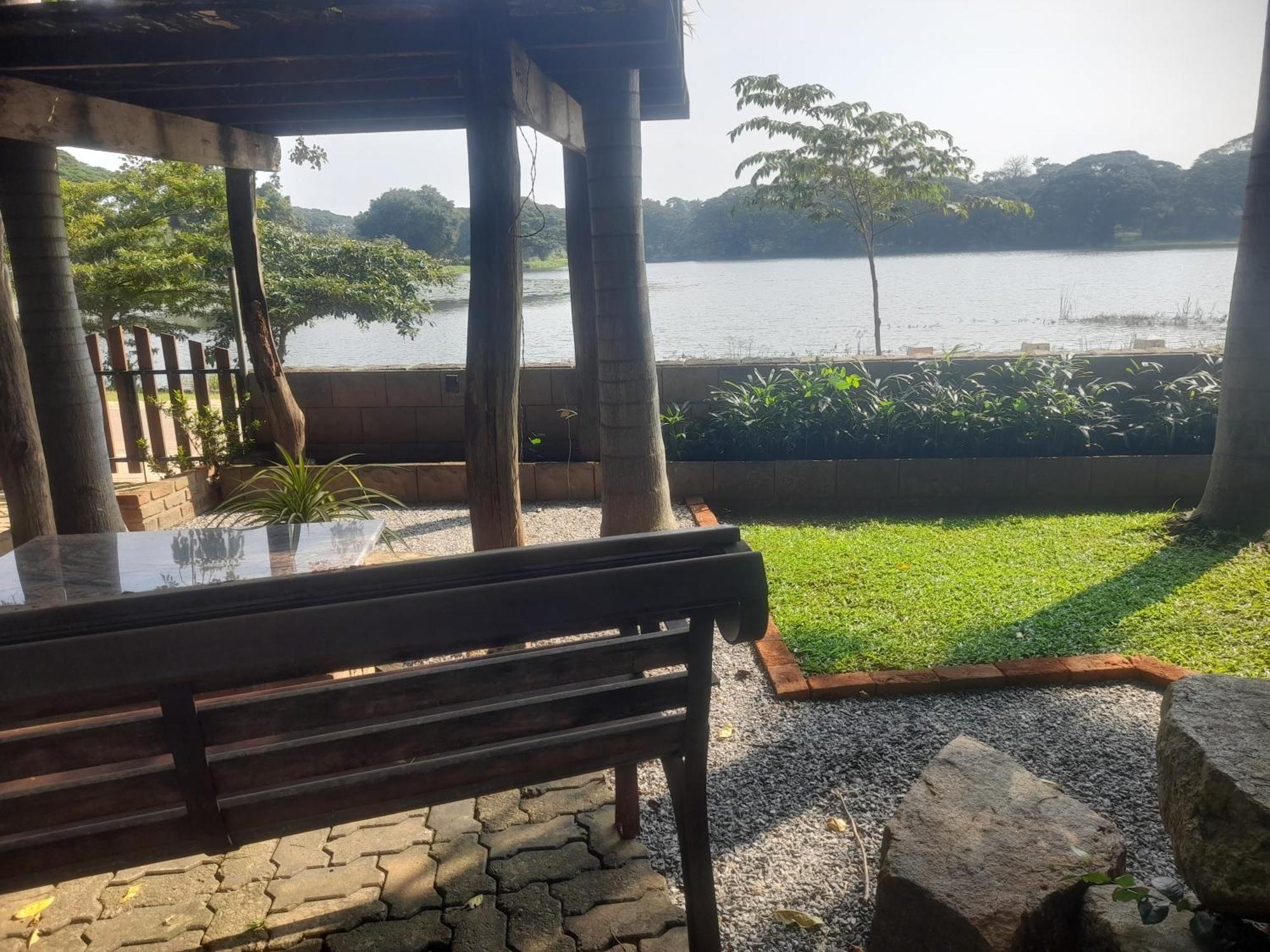 Shashin Lake Resort Dambulla Ngoại thất bức ảnh