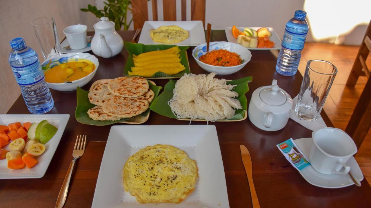 Shashin Lake Resort Dambulla Ngoại thất bức ảnh