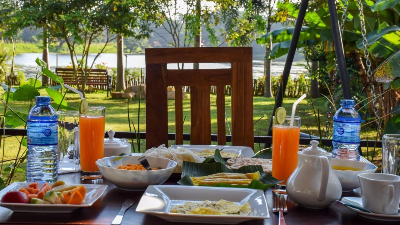 Shashin Lake Resort Dambulla Ngoại thất bức ảnh
